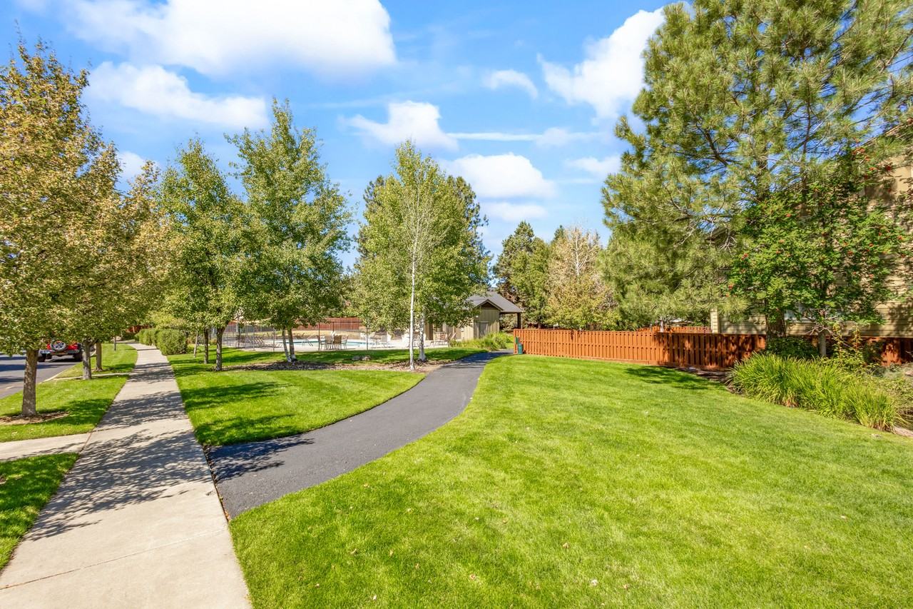 20565 Sun Meadow Way #NA - Photo 5 of 40