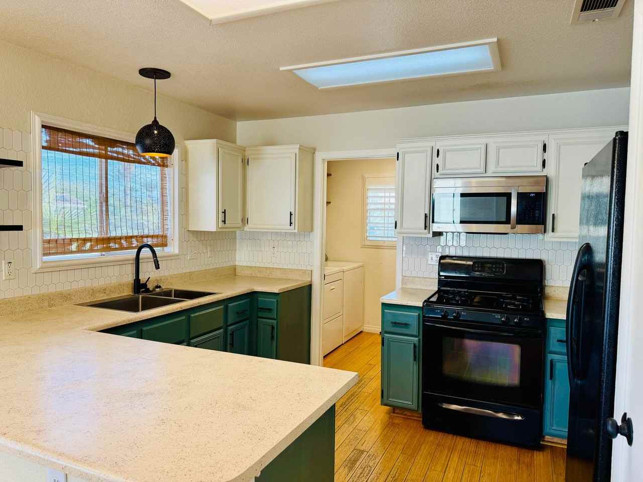 8008 Exploration Avenue - Photo 7 of 25