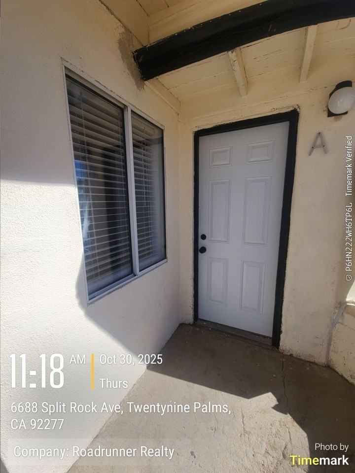 Split Rock- 6688 - Photo 2 of 20