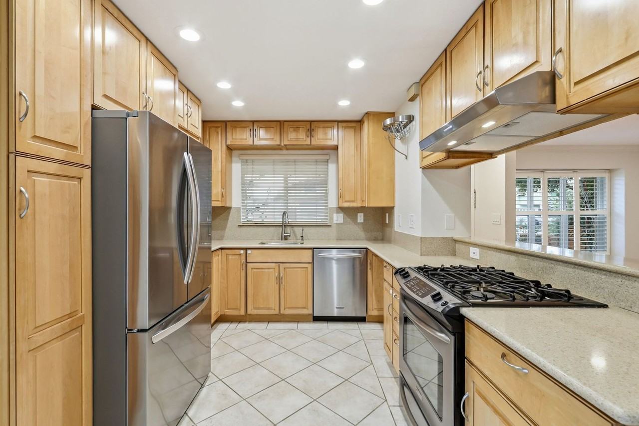 2888 Rustic Dr - Photo 3 of 16