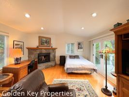 featured image of 2286 Janis Way