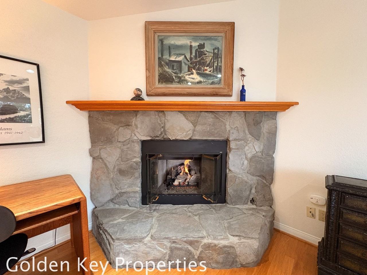 2286 Janis Way - Photo 2 of 20