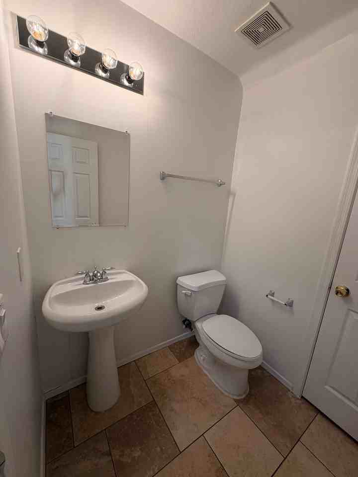 10027 W Payson Rd - Photo 5 of 20