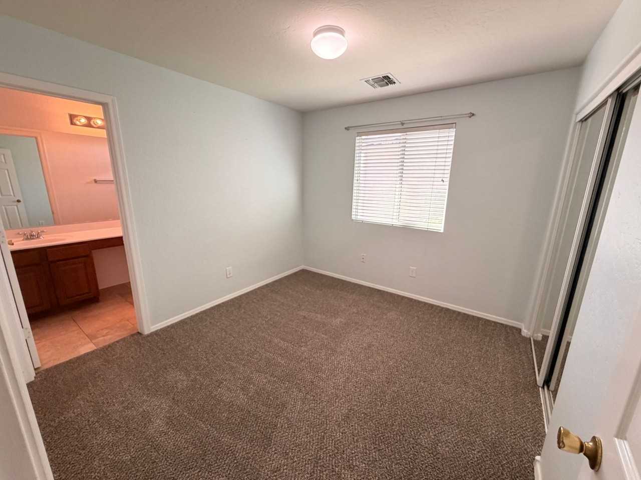 10027 W Payson Rd - Photo 7 of 20