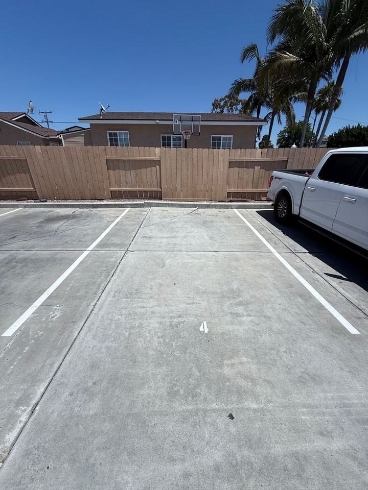 273 Alvarado St - Photo 3 of 15