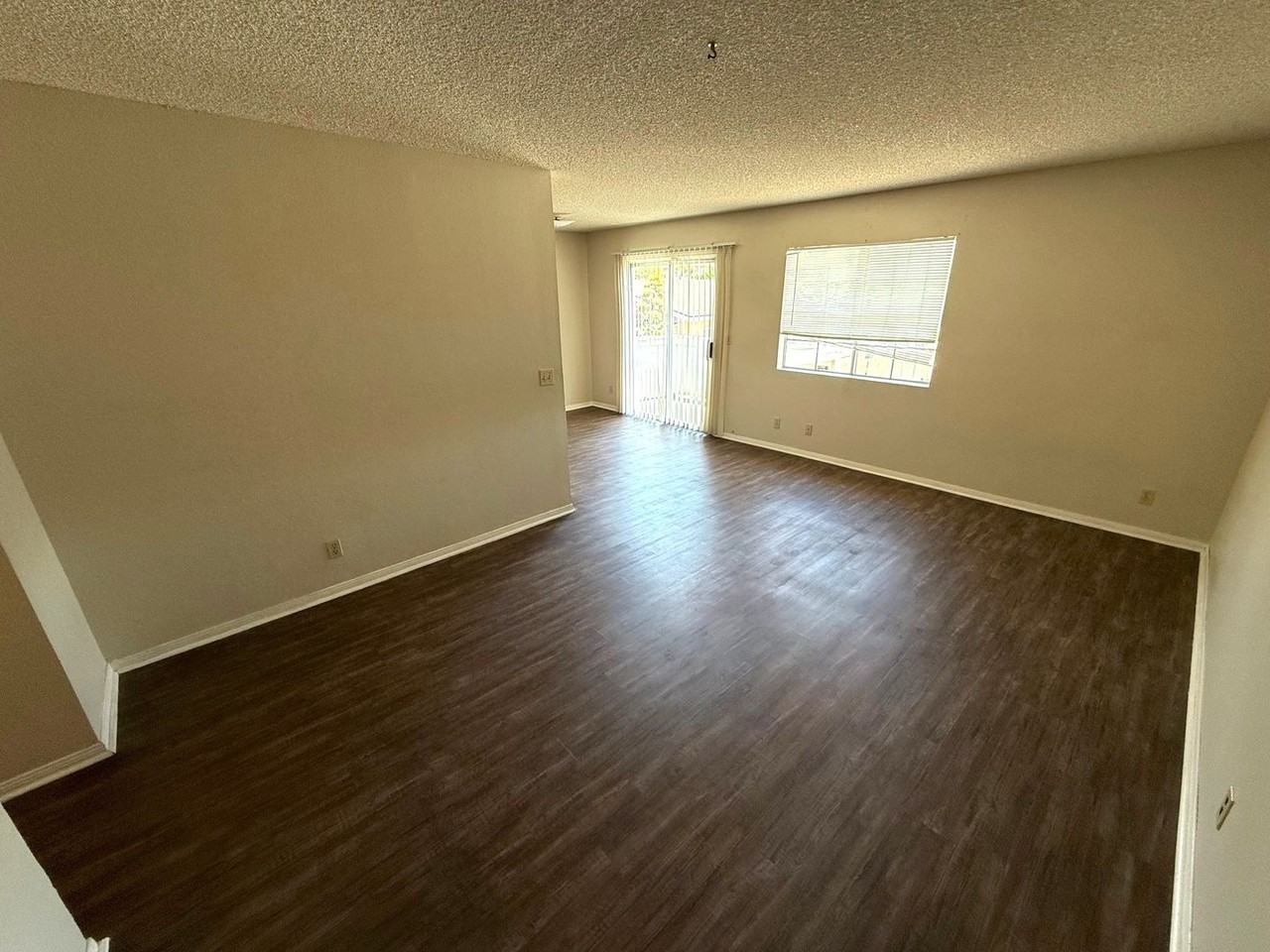 273 Alvarado St - Photo 4 of 15