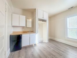 featured image of 343 Smithers Ave S