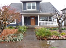 featured image of 1238 Se Goodnight Ave