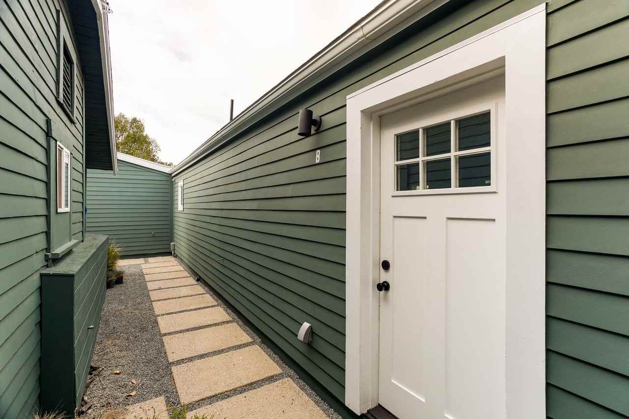 126 1/2 Franklin Ct - Photo 2 of 31