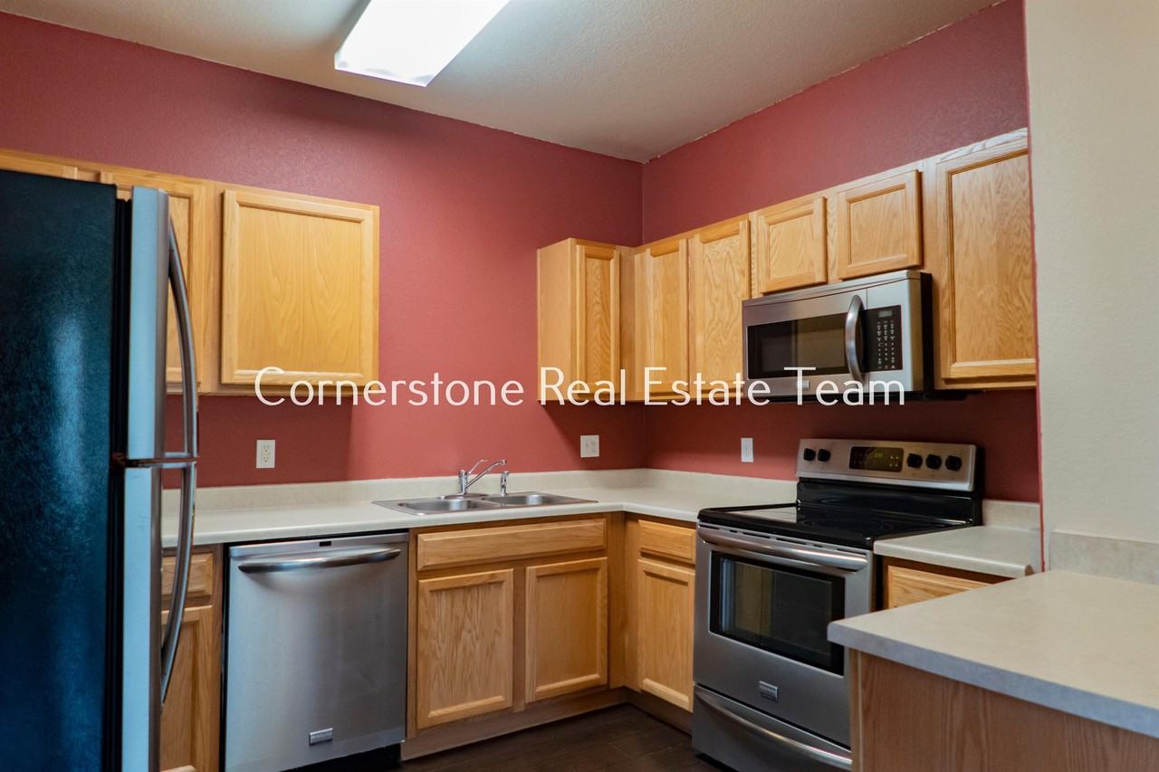 2094 Legacy Ridge View (TS) - Photo 4 of 24