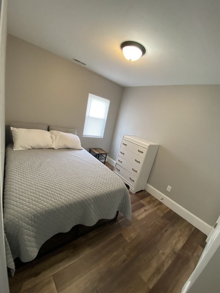 201 West Avenue-Ironhorse Flats - Photo 5 of 13