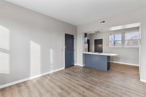 featured image of 1642 S 39th St