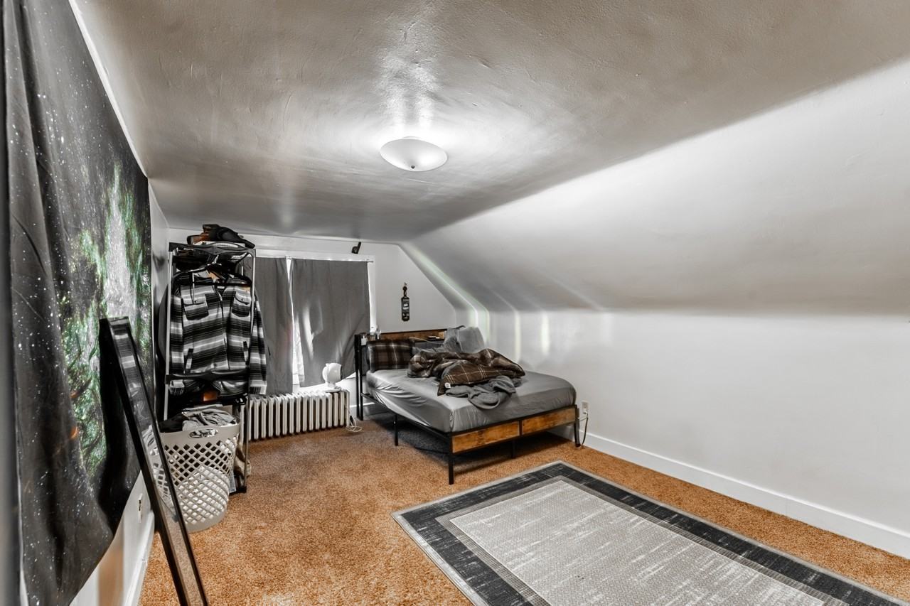 68 High Street - Photo 3 of 9