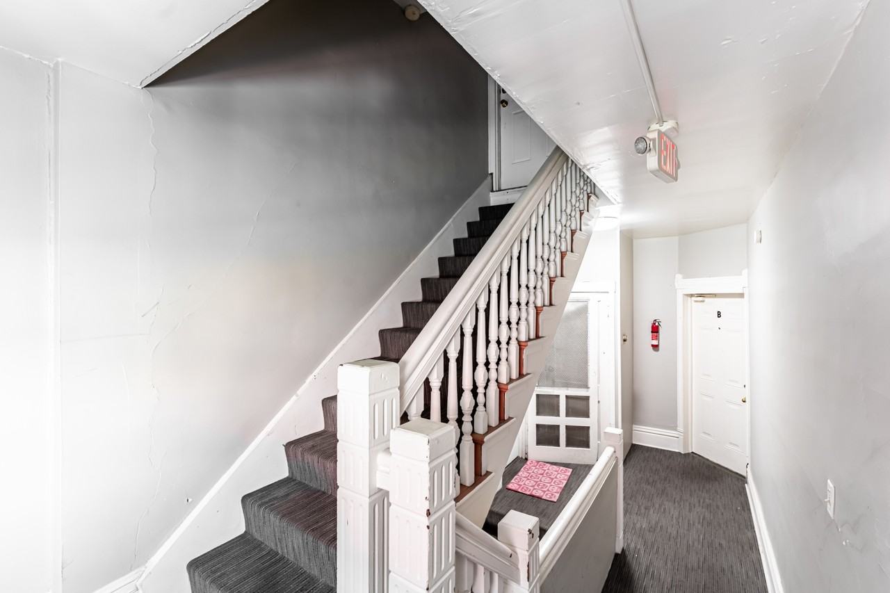 68 High Street - Photo 7 of 9