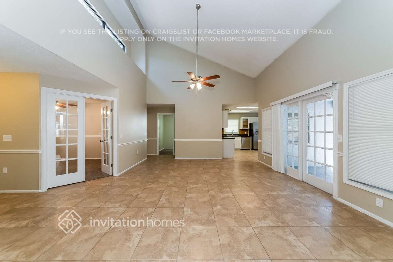 721 50th St E - Photo 5 of 17