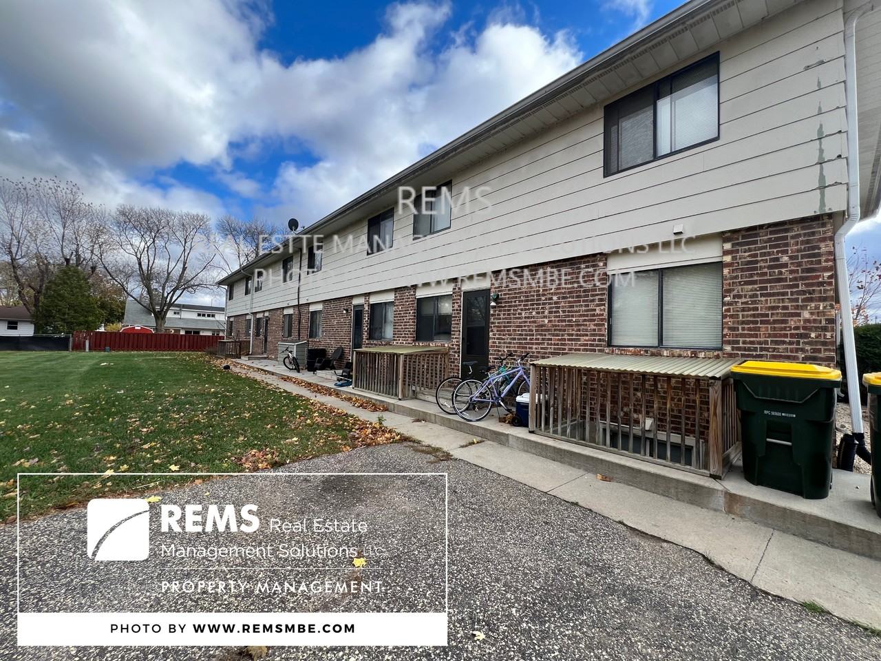 1110 Grand Avenue - Photo 7 of 7