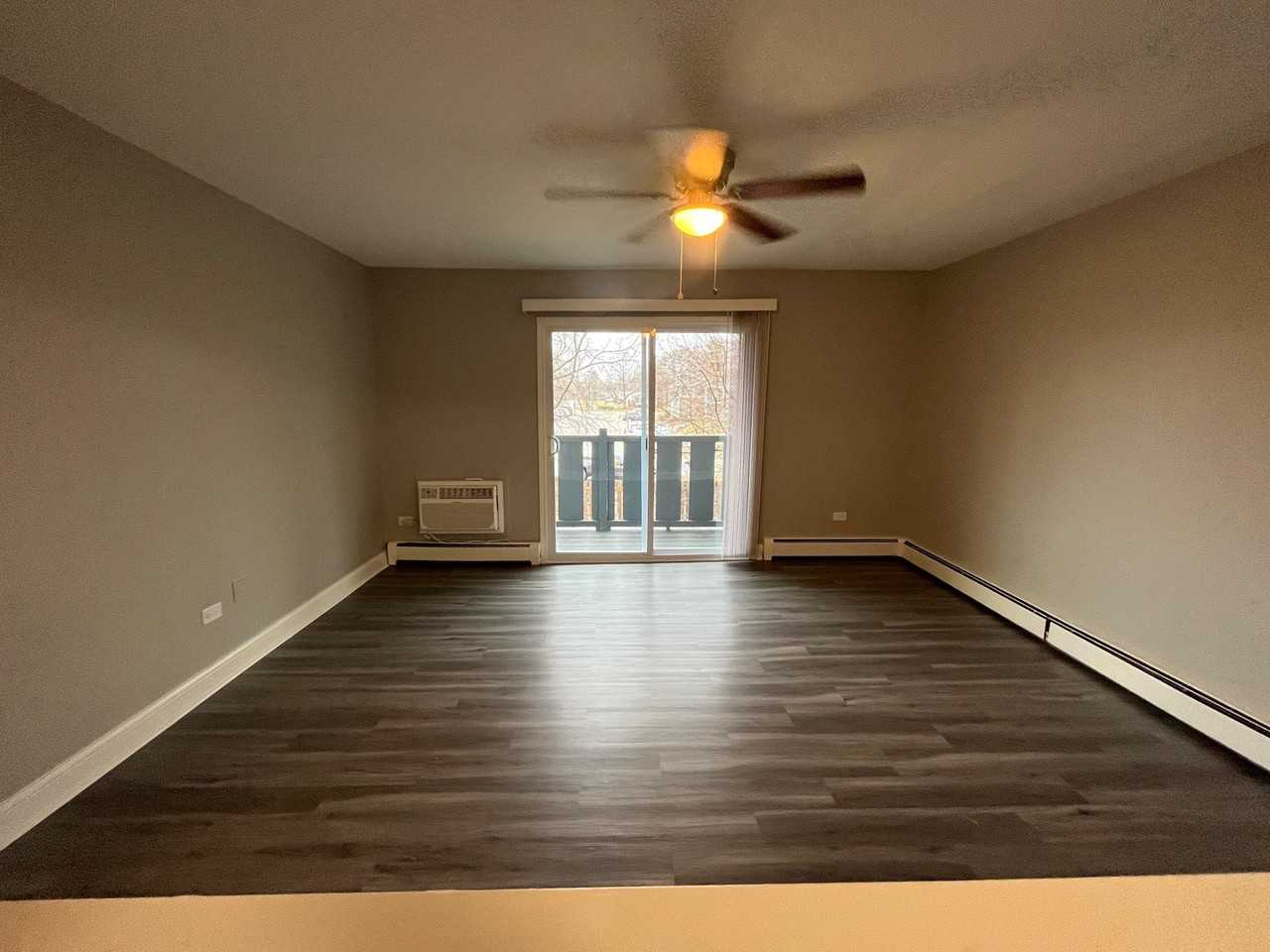 Oak Knoll 1 - Photo 4 of 10