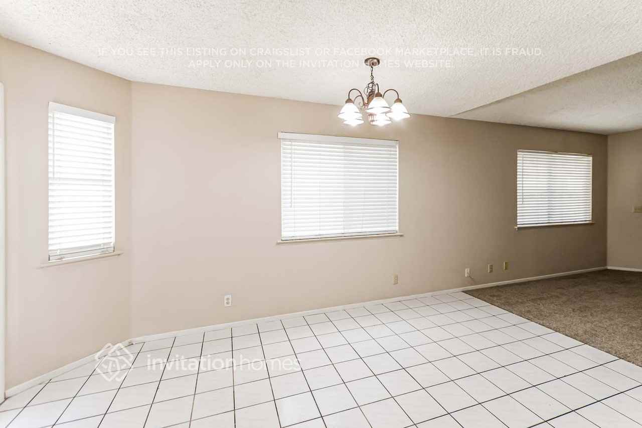 7608 Velvet Canyon Ave - Photo 7 of 17