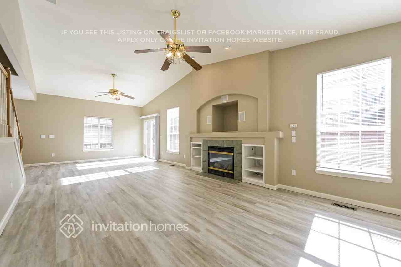 3205 Oakes Mill Place - Photo 6 of 19