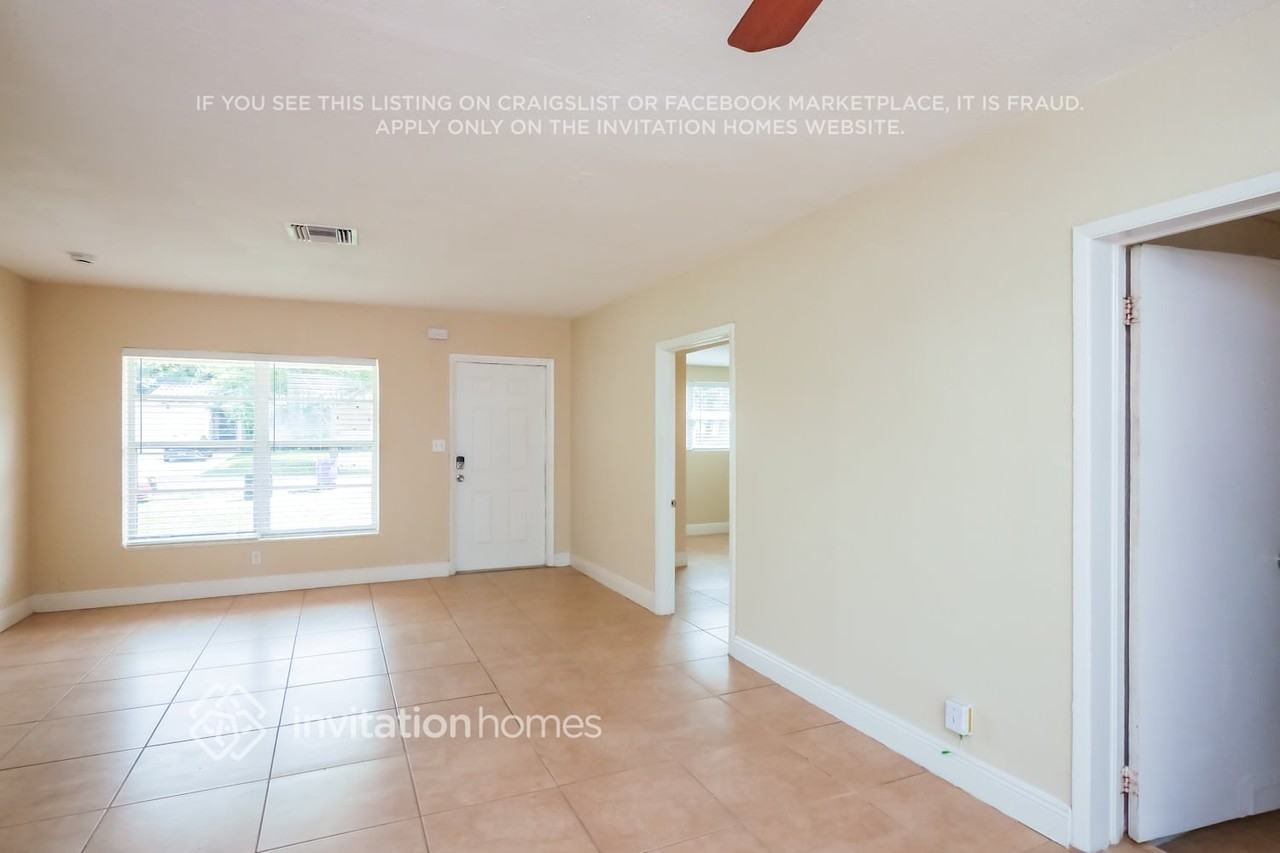 931 Arizona Avenue - Photo 5 of 17