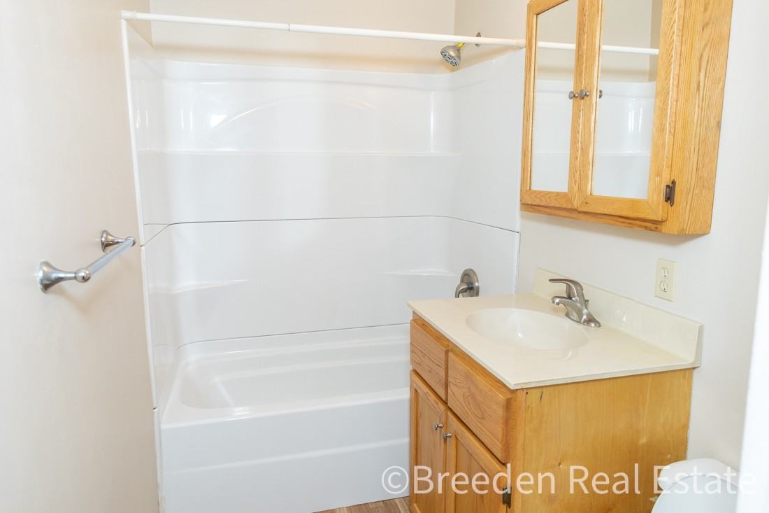 336-01: 1466 Kennedy Drive - Photo 5 of 18