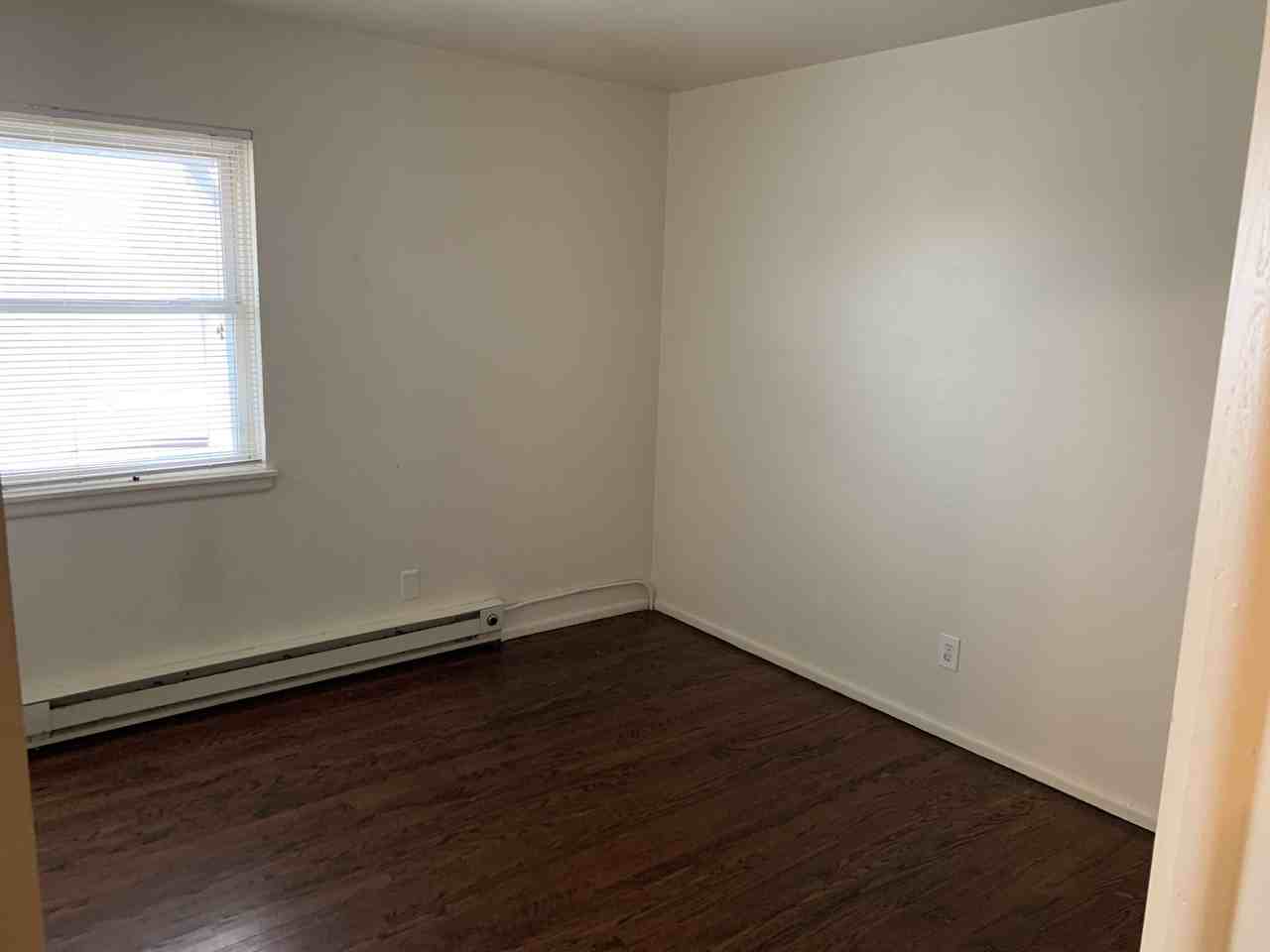 2610 Mount Pleasant Street - Photo 3 of 6
