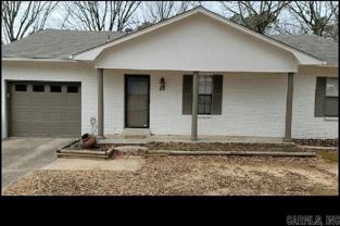 35 Point West Circle - Photo 1 of 1