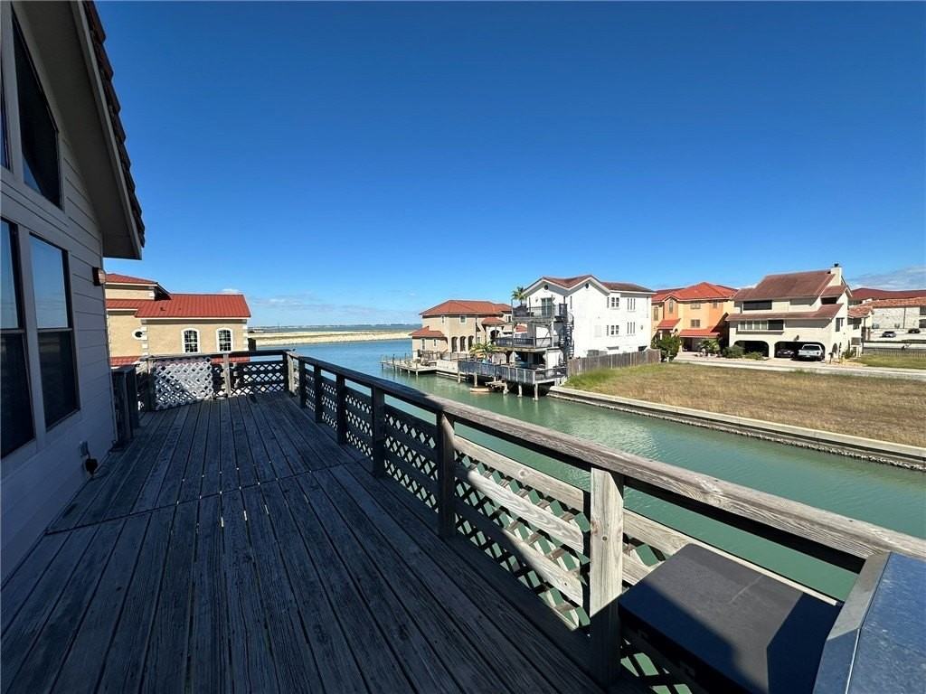 738 Imperial Hbr - Photo 4 of 34