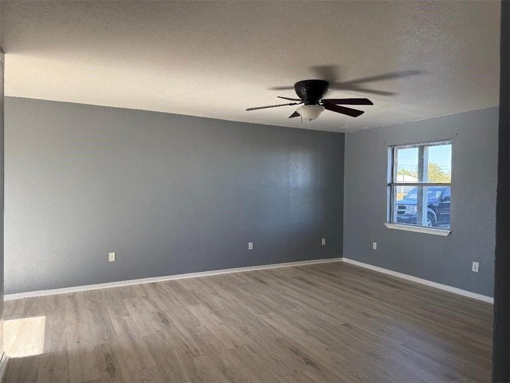 115 Freeze Ln - Photo 4 of 12