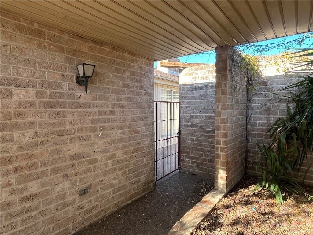 5002 Wingfoot Ln Unit A #A - Photo 2 of 25