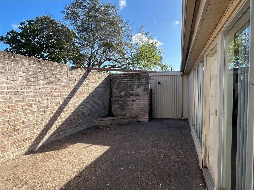 5002 Wingfoot Ln Unit A #A - Photo 4 of 25