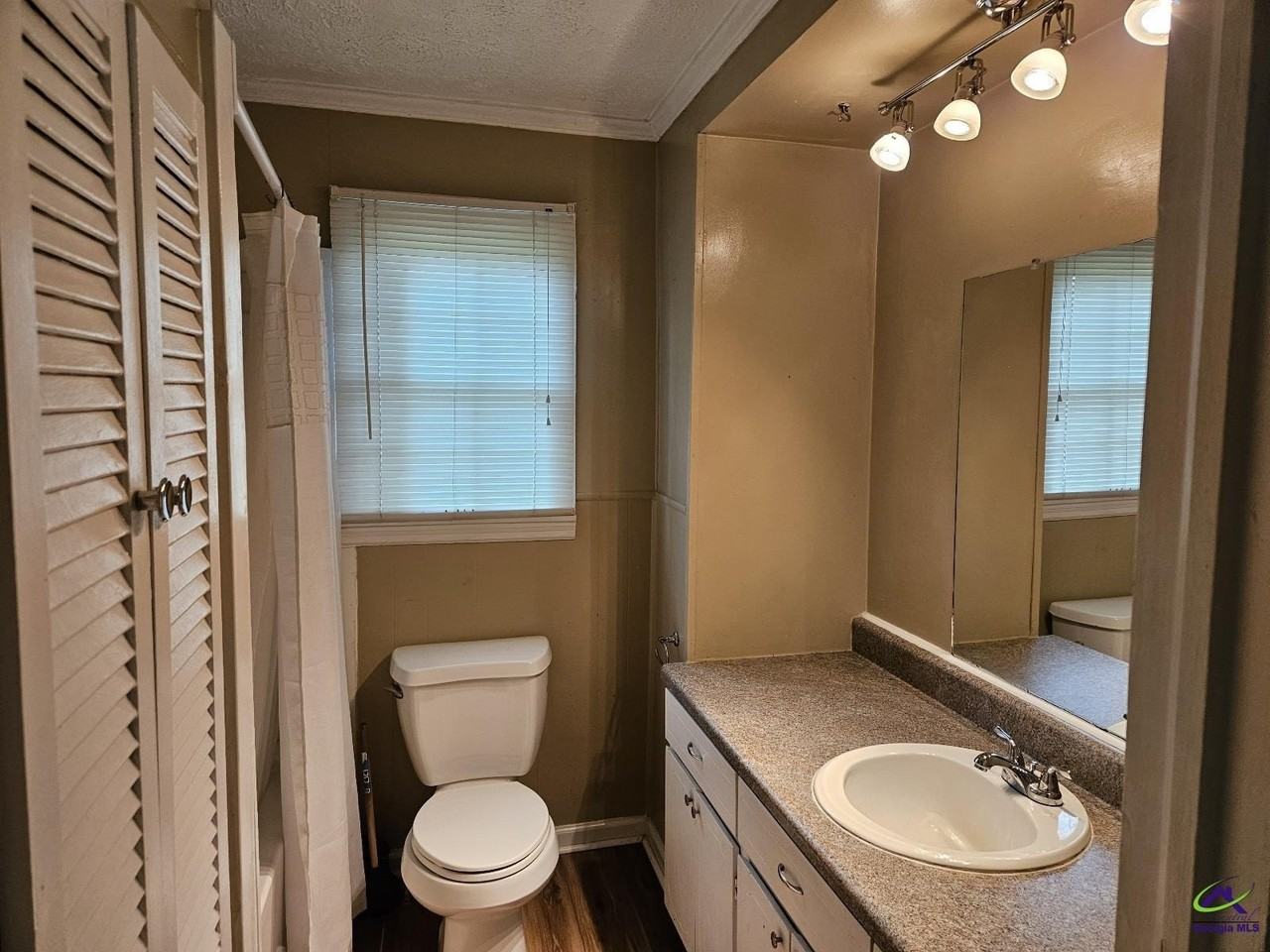 3236 Peach Parkway- to see call list agent - Photo 4 of 13