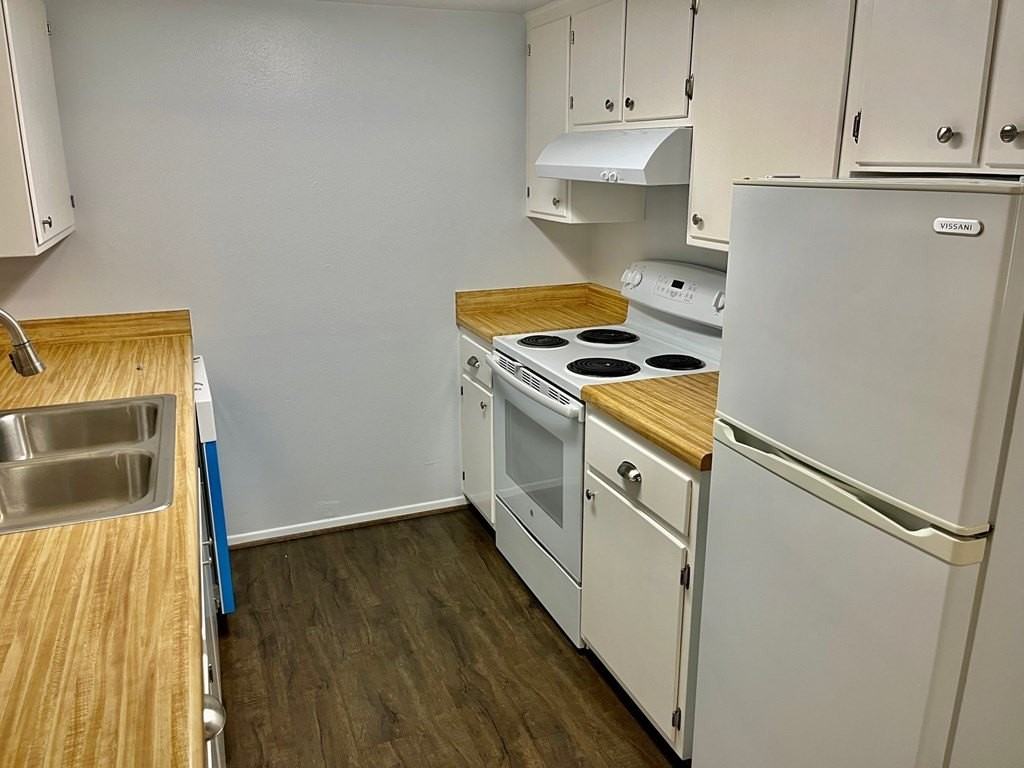 103 W Trailmoor Dr - Photo 4 of 10