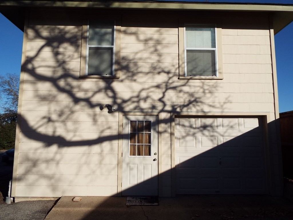 605 S Washington St - Photo 2 of 23