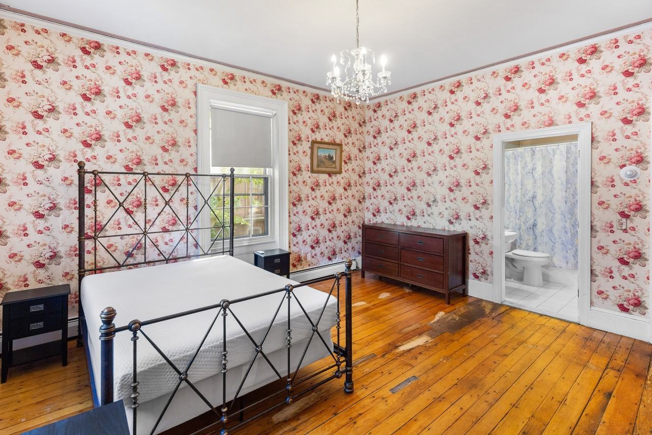 144 Benefit Street - Photo 2 of 7
