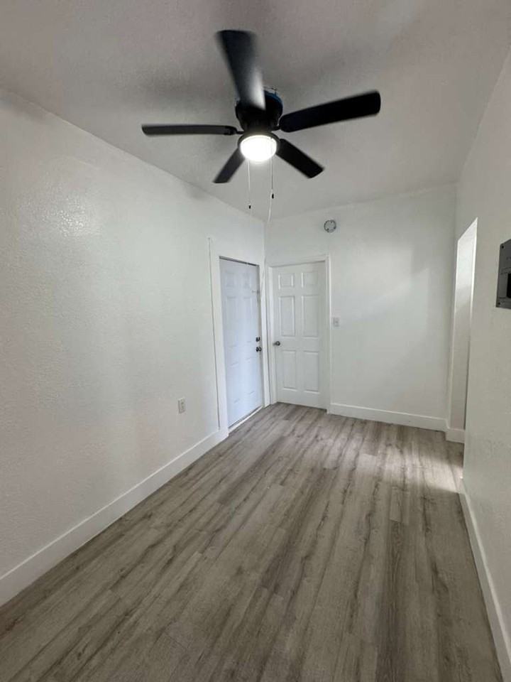 976 PALAZZO LLC - Photo 3 of 10