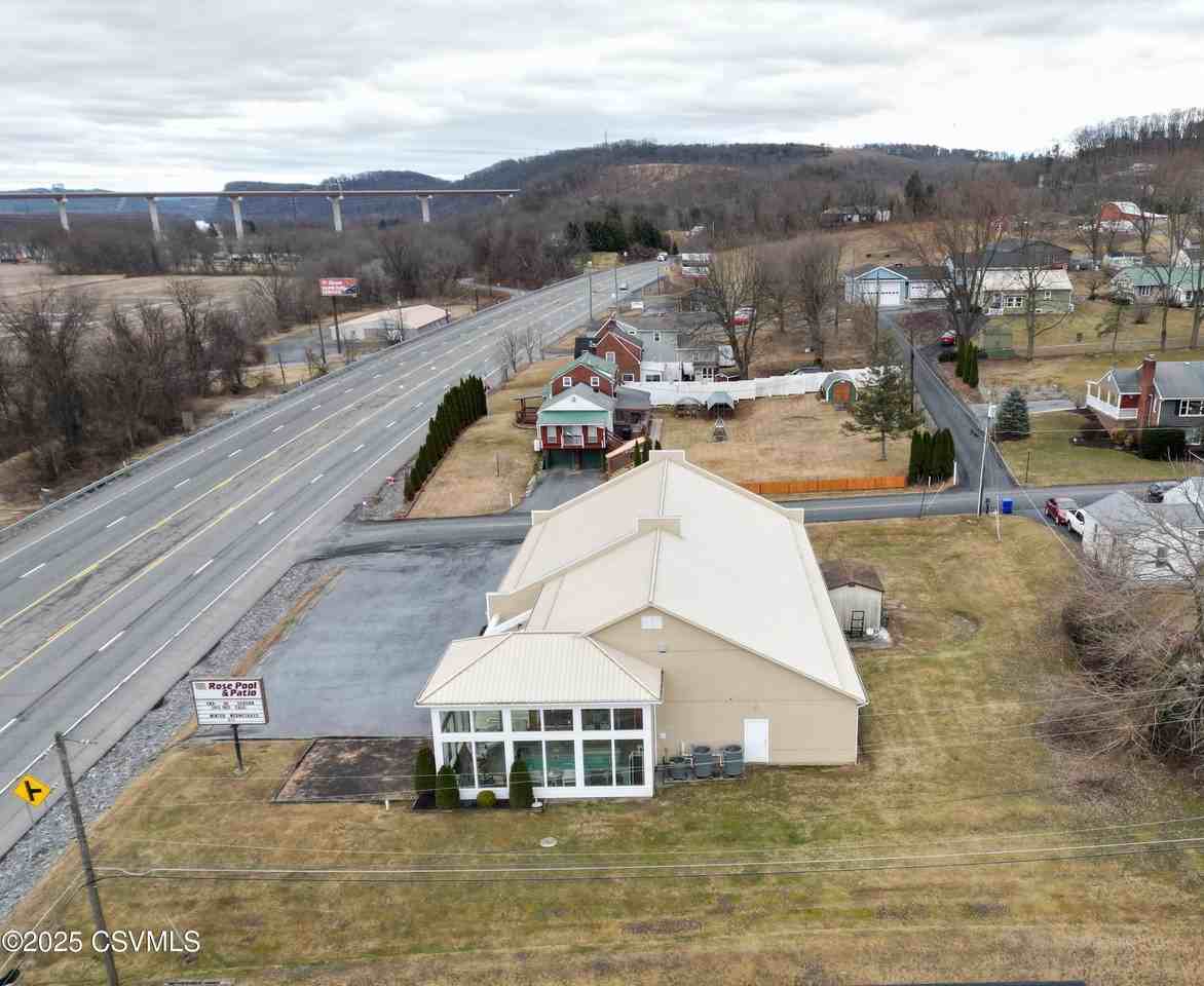 1689 Westbranch Hwy - Photo 3 of 27