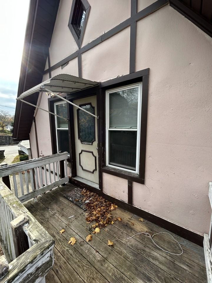 126 Boswell Ave #2 - Photo 3 of 27