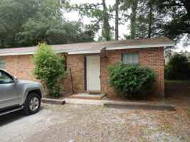 featured image of 830 Cardinal Street #4