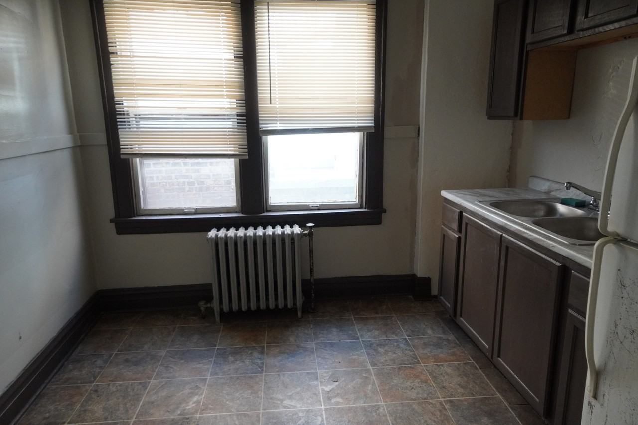 130 East 13th Avenue - Photo 3 of 21