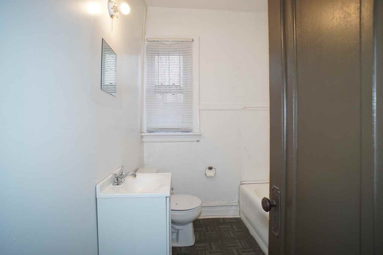 1166 Connecticut Street - Photo 5 of 9