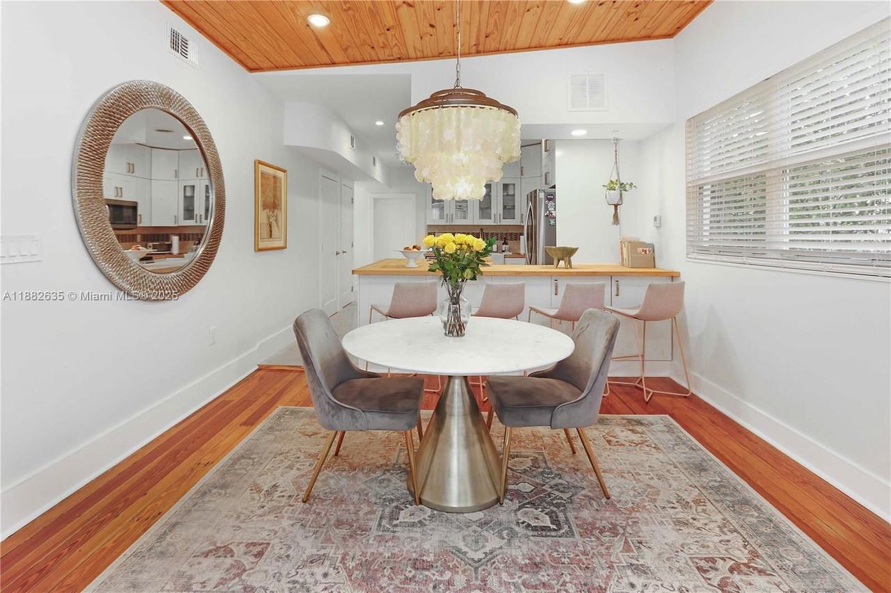 1648 Adams St - Photo 3 of 8