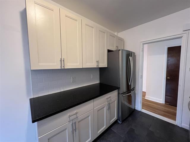 204 North Street - Photo 4 of 10