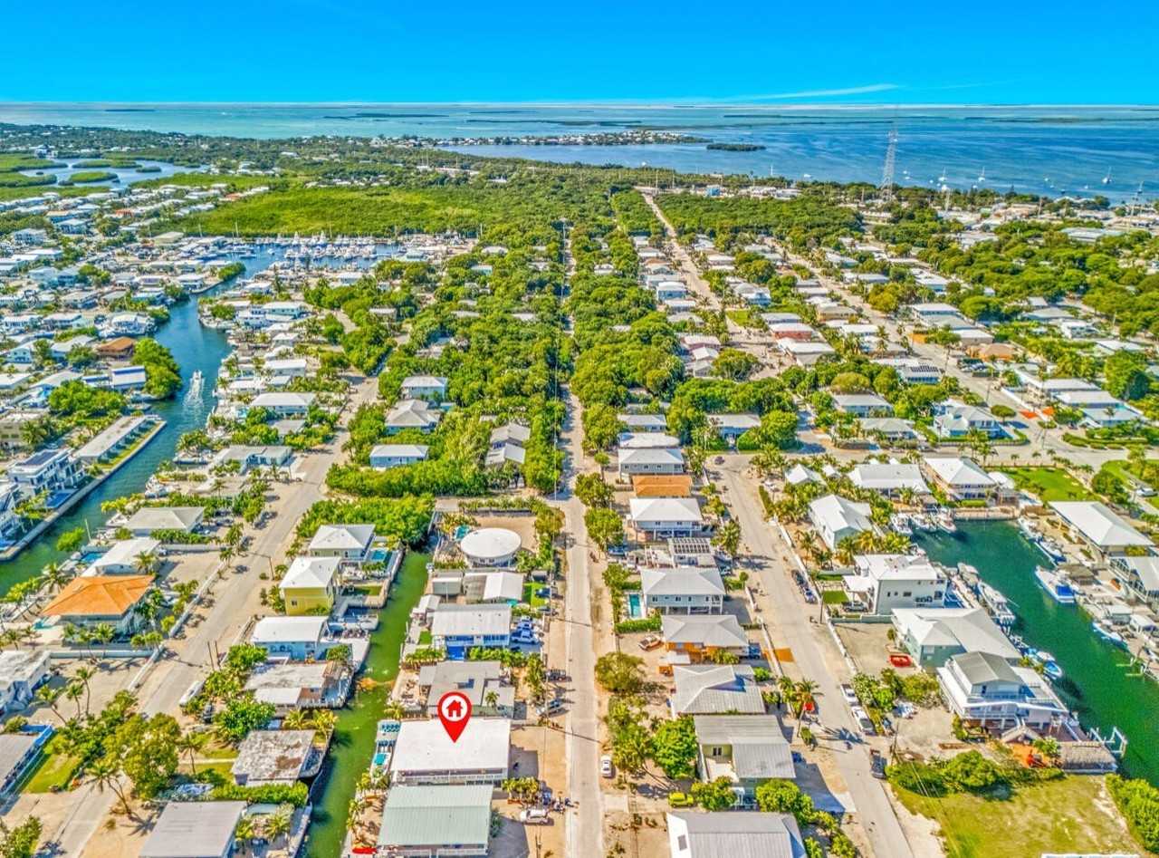 67 Coral Dr #1 - Photo 4 of 23