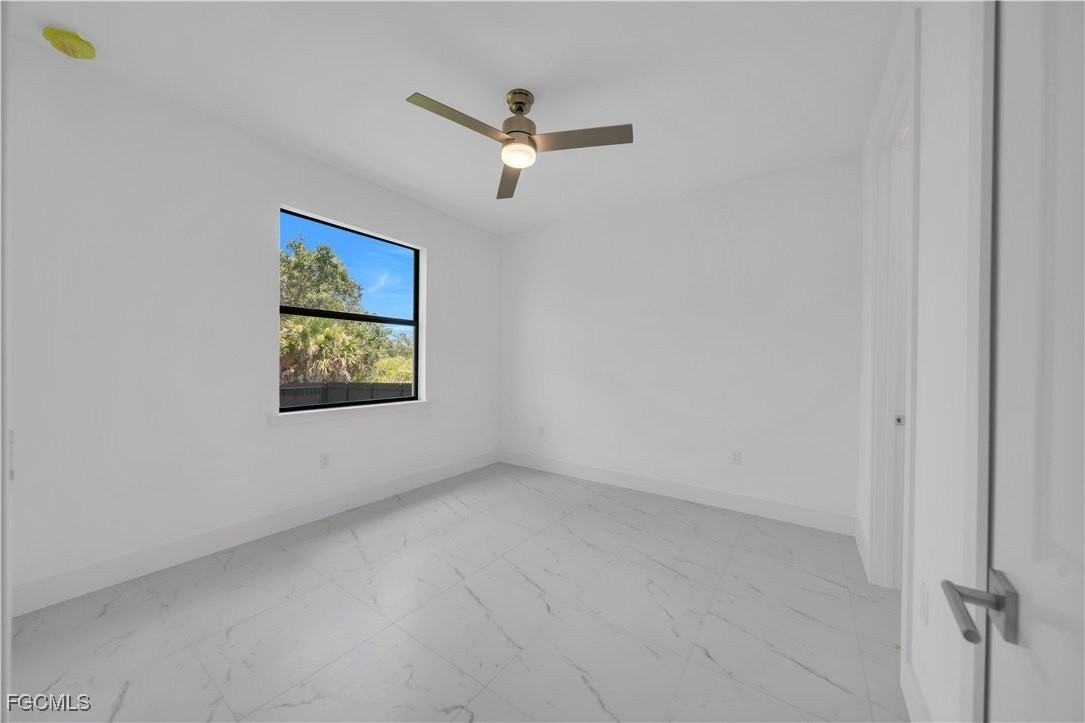 936 936/938 Homestead Road S - Photo 7 of 9