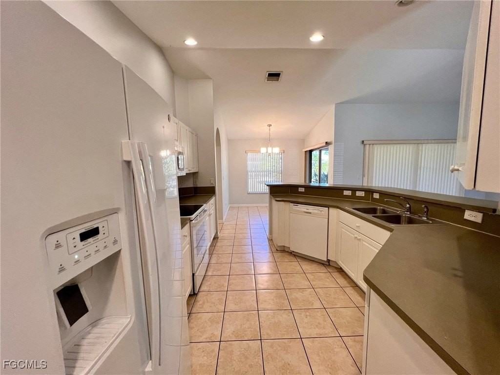 1429 Sw 29th St - Photo 7 of 21