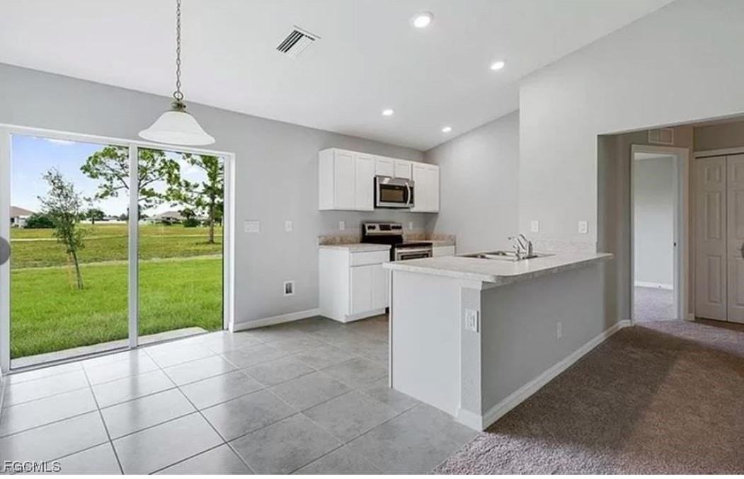 4023 Ne 23rd Pl - Photo 4 of 15