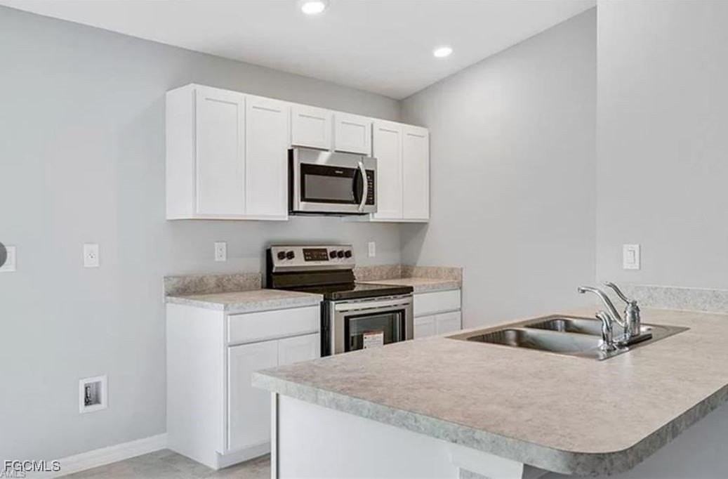 4023 Ne 23rd Pl - Photo 5 of 15