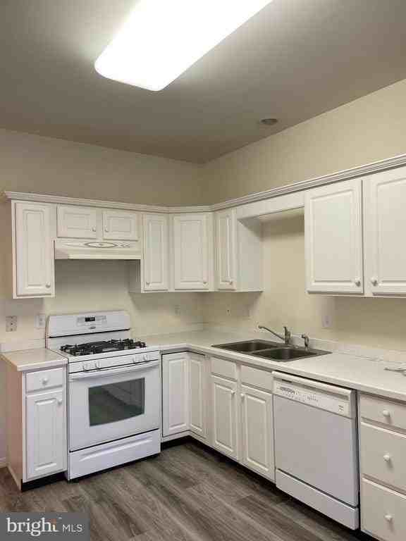 107 Warwick Rd - Photo 5 of 21