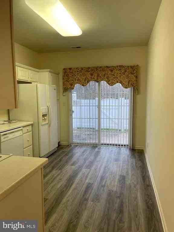 107 Warwick Rd - Photo 7 of 21